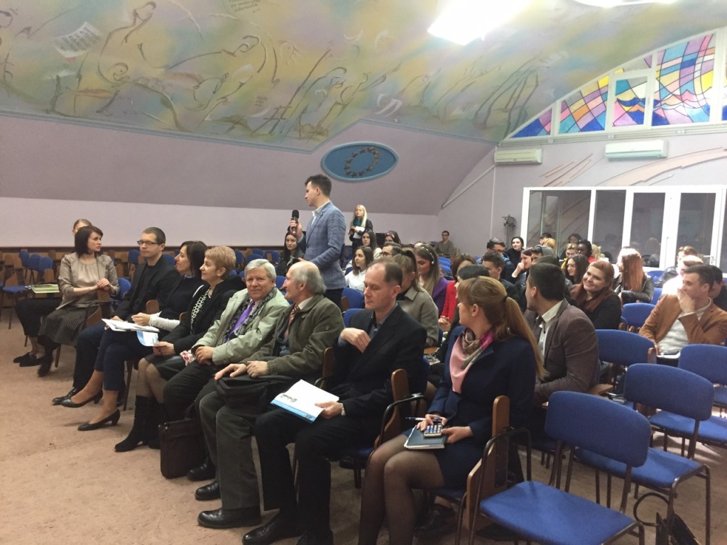 Lecție publică la ULIM, susținută de dna Kristina Baleisyte, Șefa Oficiului de Legătură NATO în Moldova